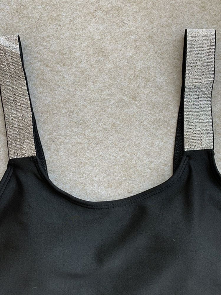 Traje De Banho Liso Feminino Com Look De Praia Em Patchwork