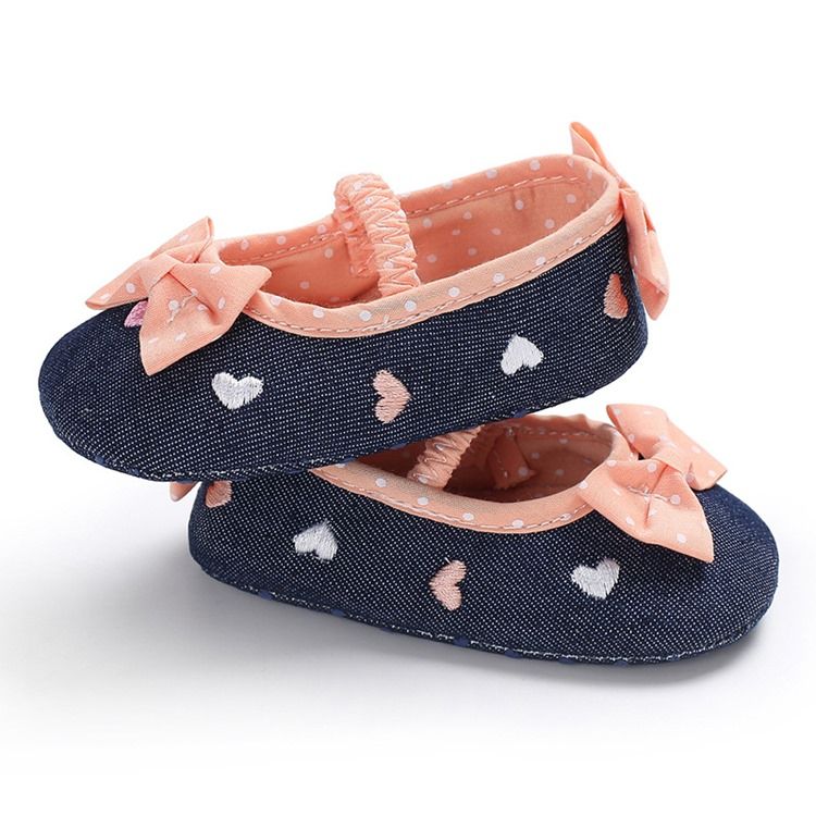 Sapatos De Criança De Bolinhas Bordados
