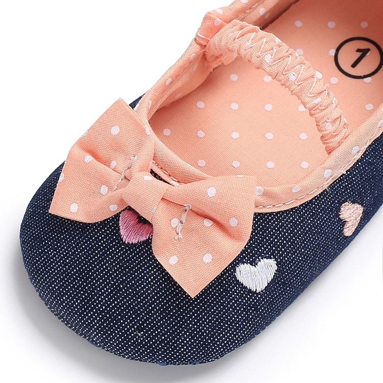 Sapatos De Criança De Bolinhas Bordados