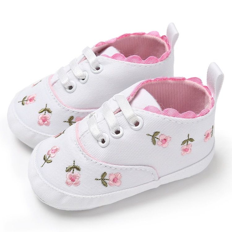 Sapatos De Criança Bordados Com Cordões