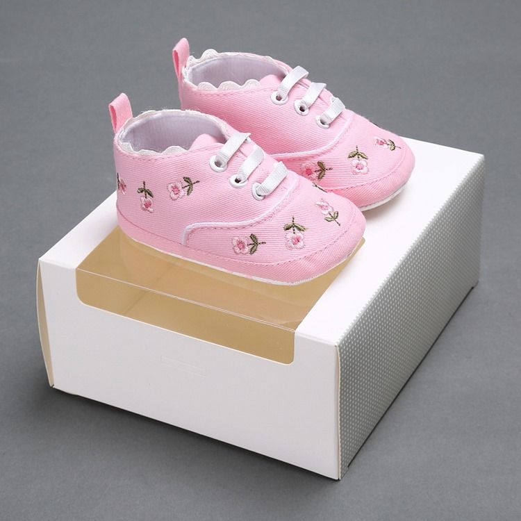Sapatos De Criança Bordados Com Cordões