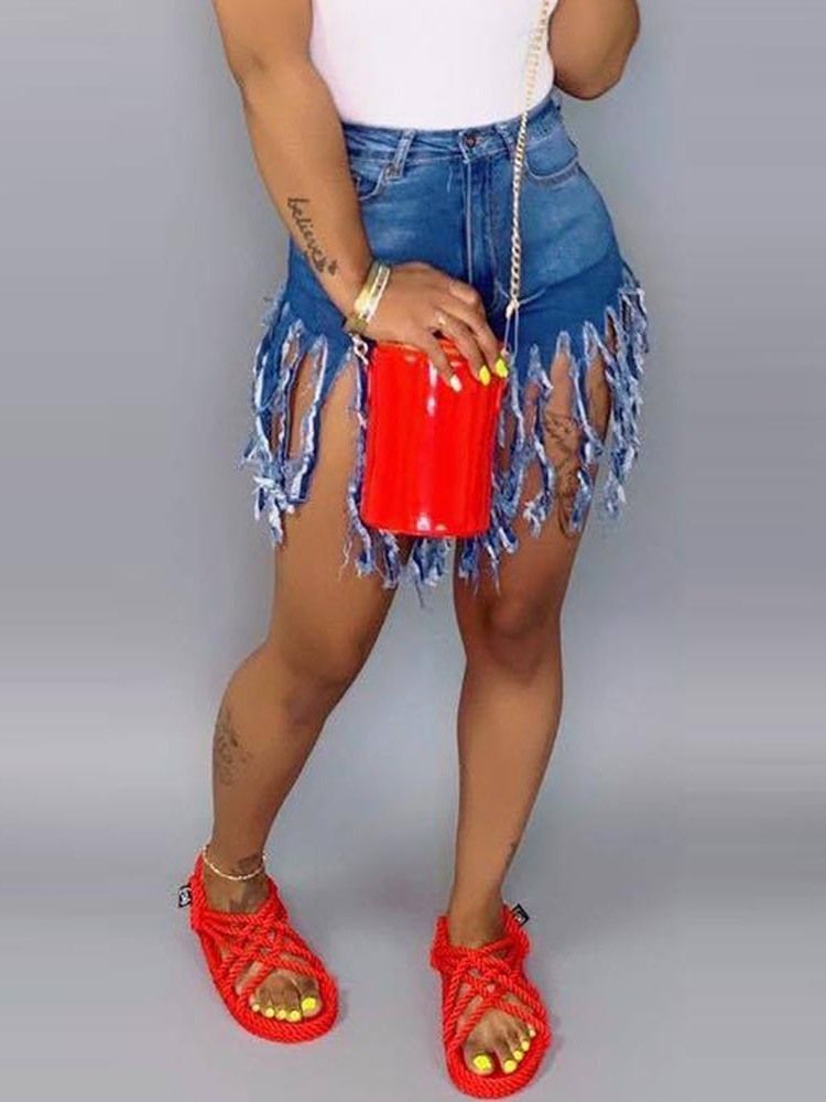 Shorts Femininos Com Borla Lisa Reta E Cintura Média