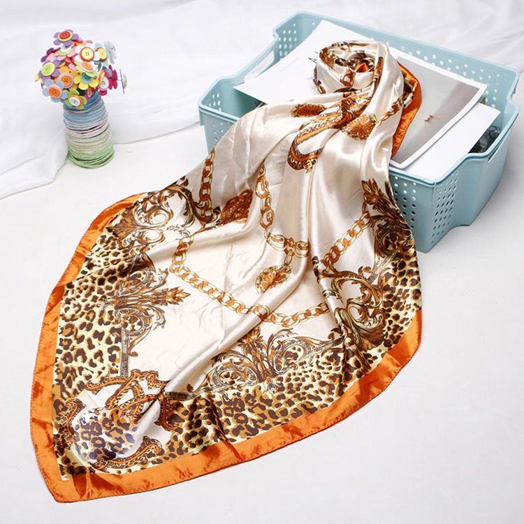 Imprimir Lenços Femininos Charmeuse Leopard Fashion