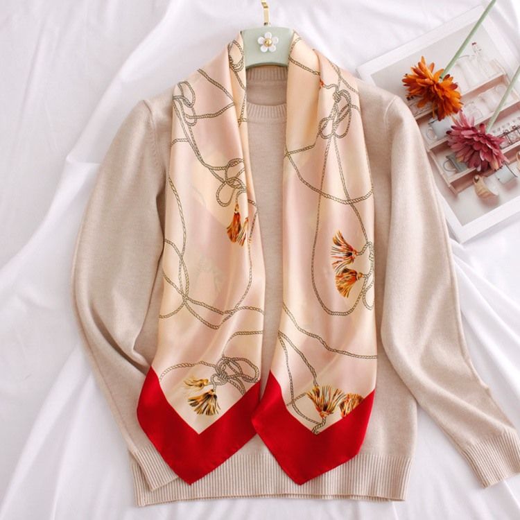 Lenço Feminino Elegante De Cetim