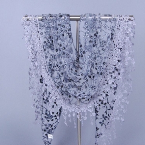 Lenço Triangular Feminino Elegante Com Orla De Renda