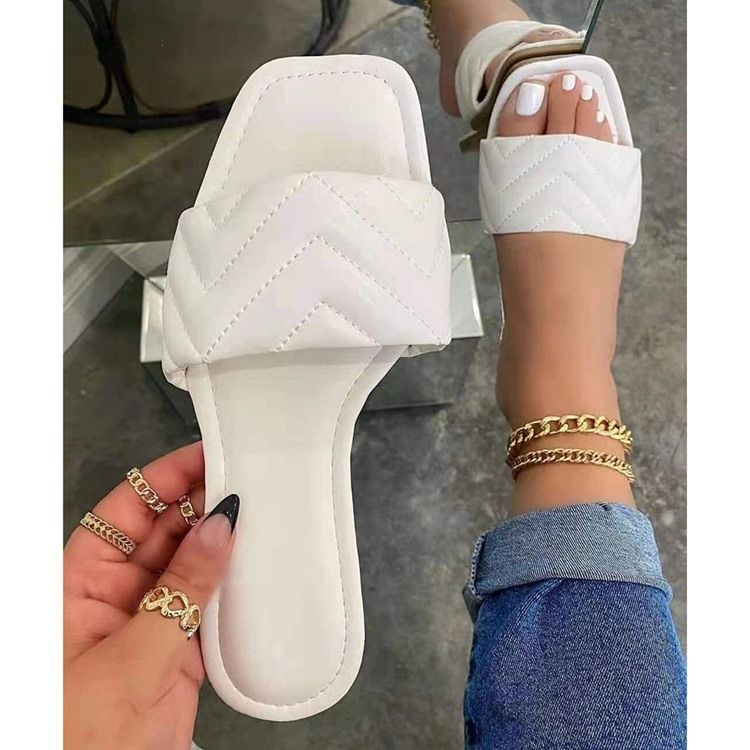 Fio Flip-flop Liso Com Chinelos Femininos De Borracha