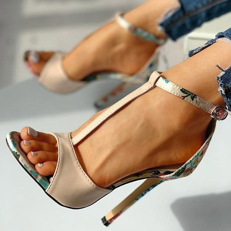 Sandálias Florais Femininas De Salto Agulha Com Fivela Aberta