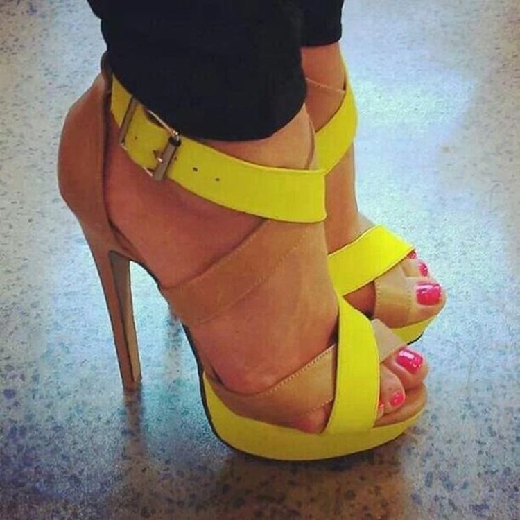 Sandálias De Salto Agulha Com Bloco Peep Toe Feminino