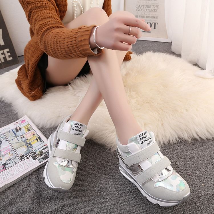 Tênis Feminino De Velcro Com Plataforma De Camuflagem Patchwork