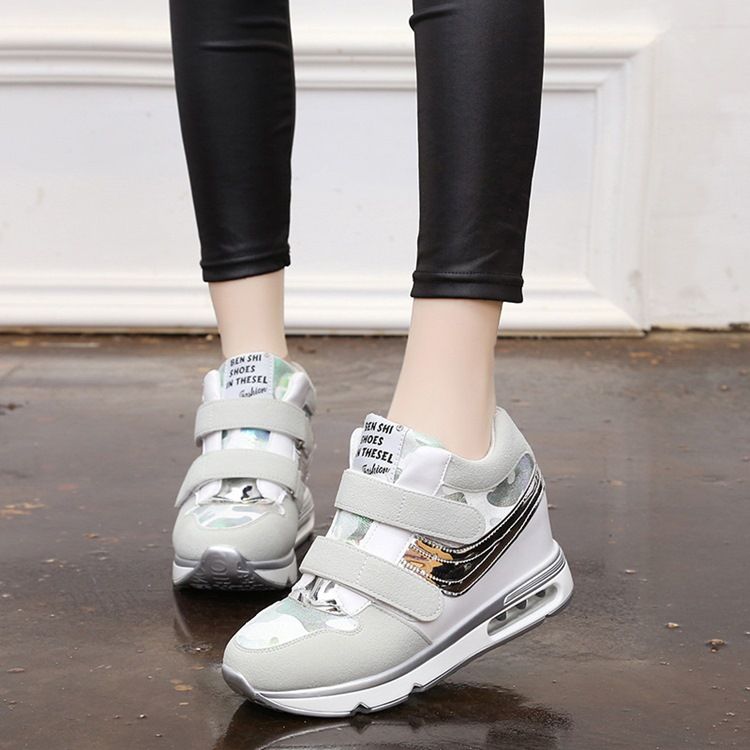 Tênis Feminino De Velcro Com Plataforma De Camuflagem Patchwork